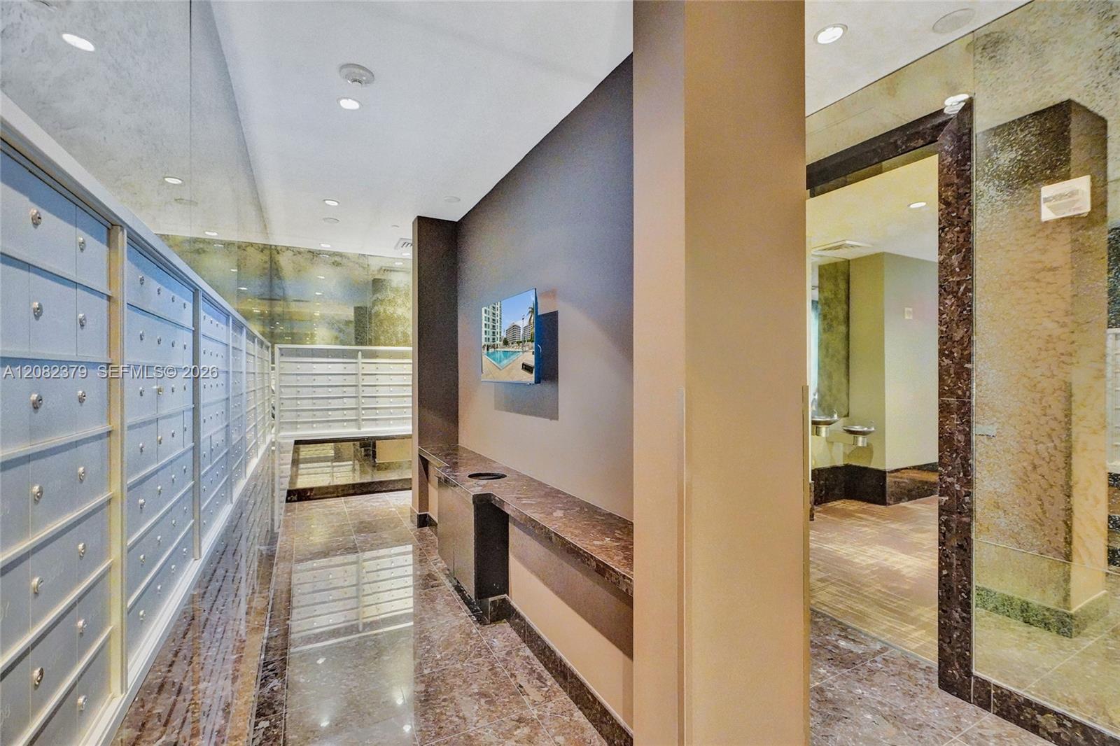 951 Brickell Ave # 1106