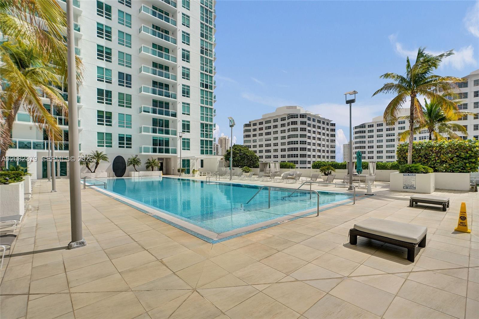 951 Brickell Ave # 1106