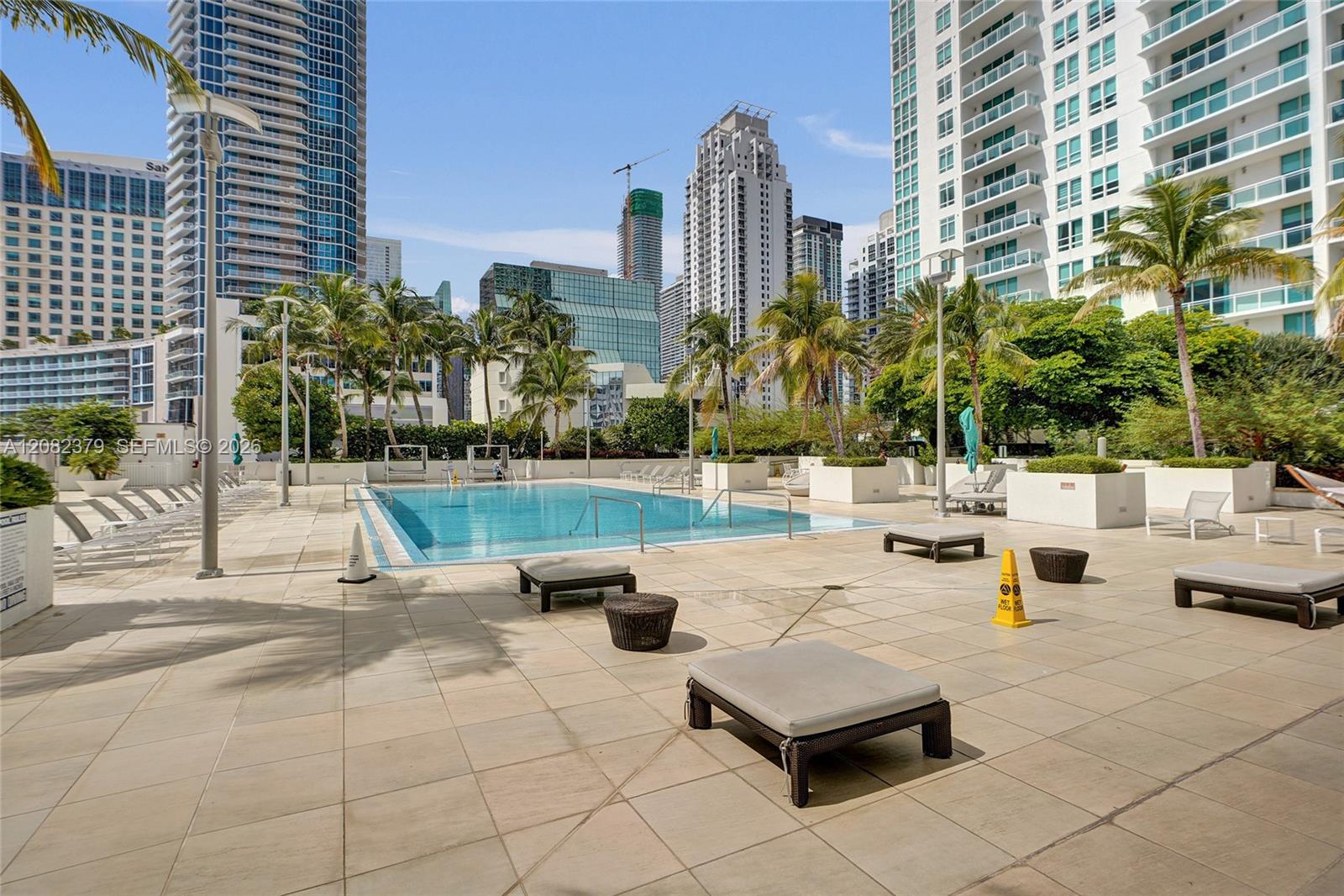 951 Brickell Ave # 1106