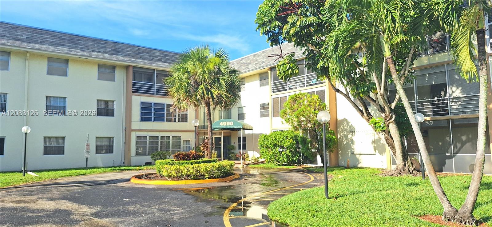 4990 E Sabal Palm Blvd # 202