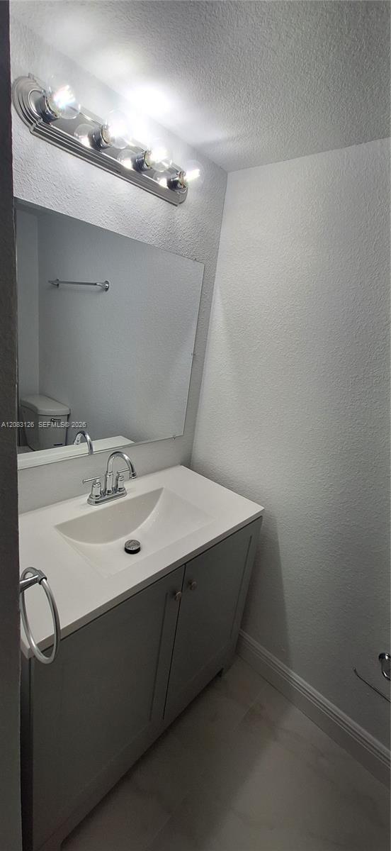 4990 E Sabal Palm Blvd # 202