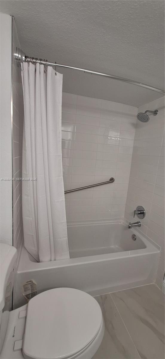4990 E Sabal Palm Blvd # 202