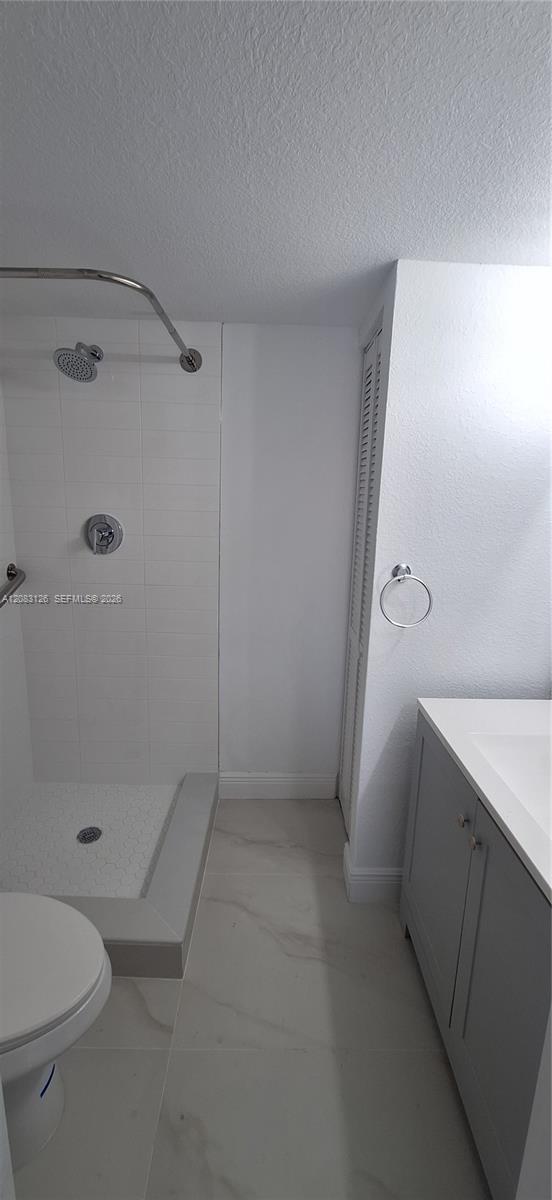 4990 E Sabal Palm Blvd # 202