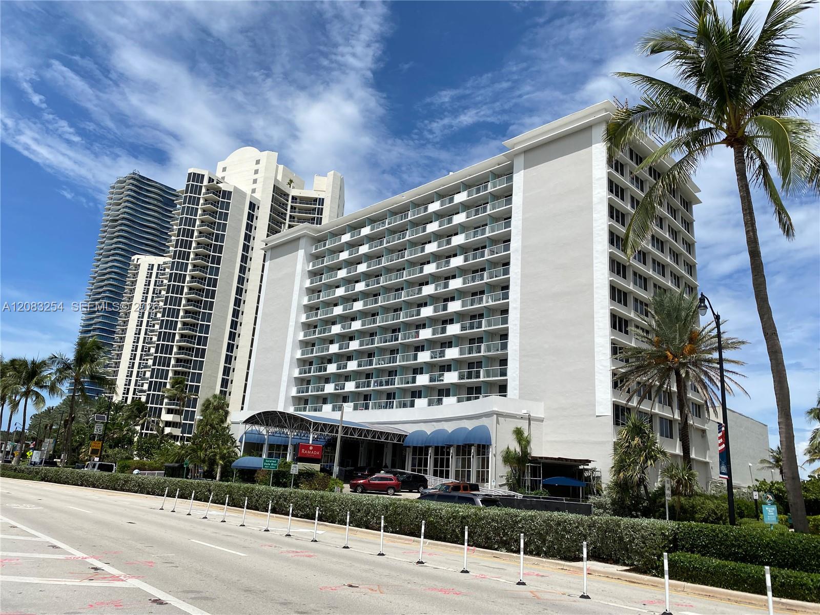 19201 Collins Ave # 314