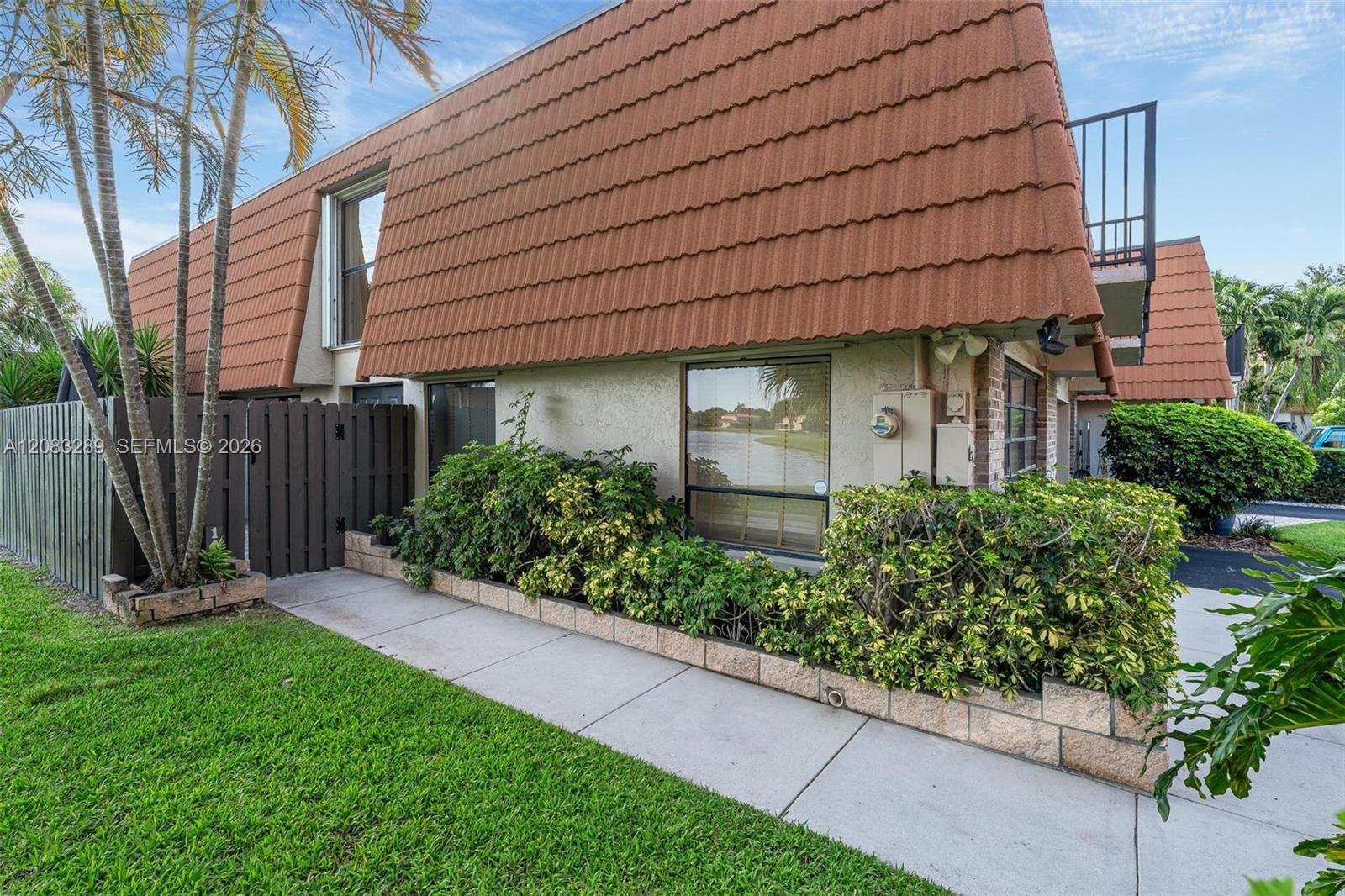 1427 SW 109th Way