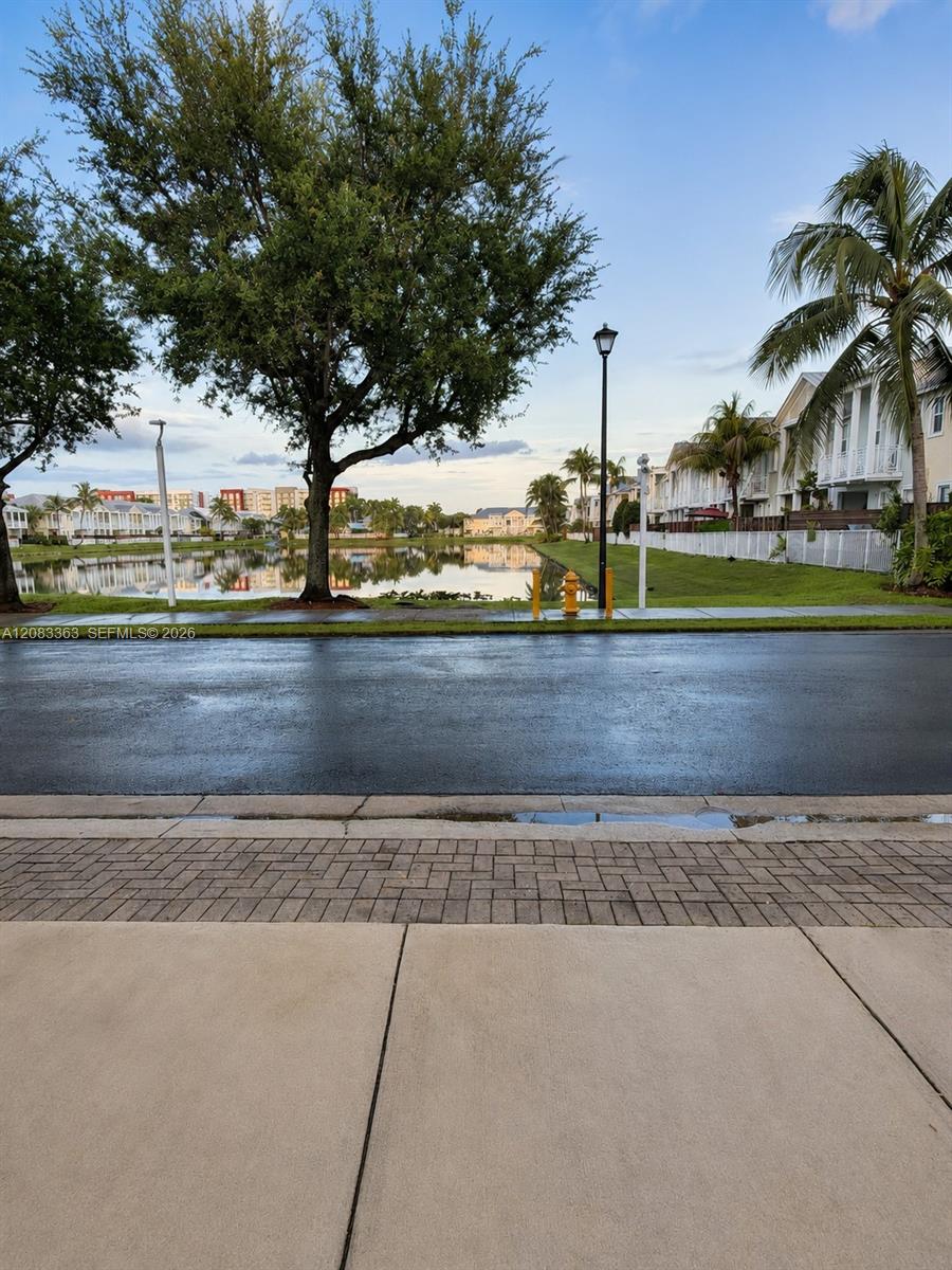 7512 NW 108th Path