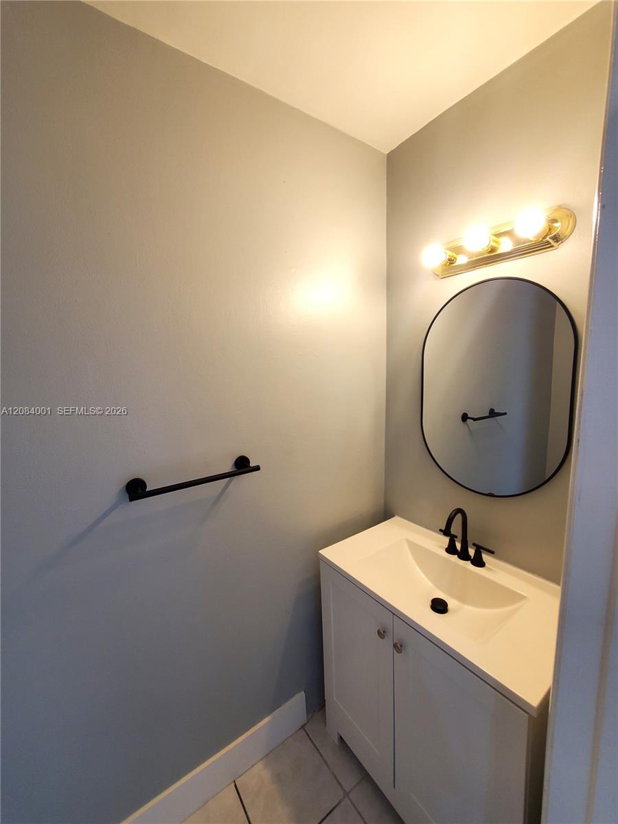 7926 Kimberly Blvd # 202