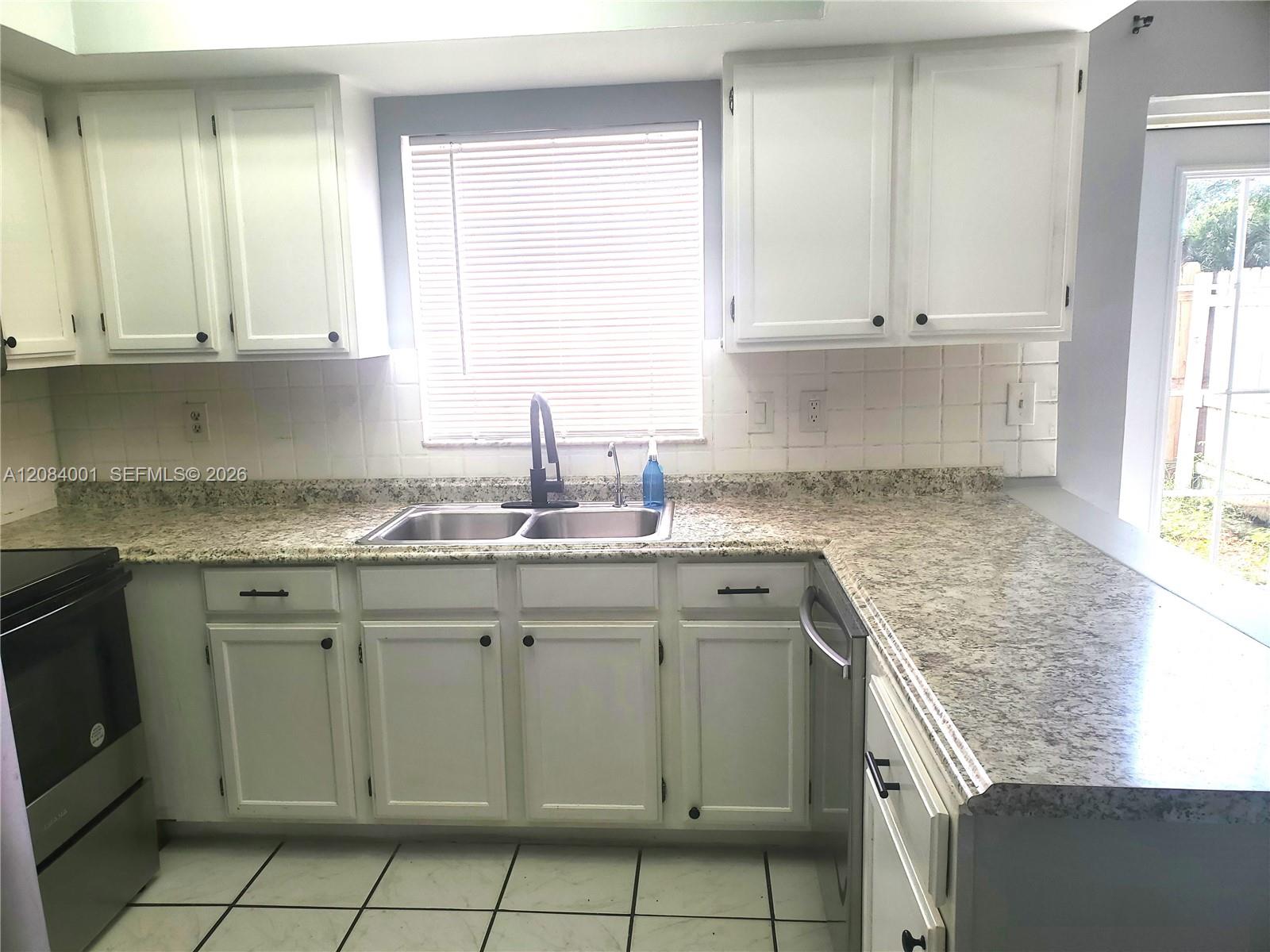 7926 Kimberly Blvd # 202