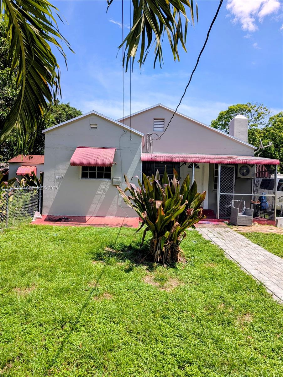 11339 Peachtree Dr