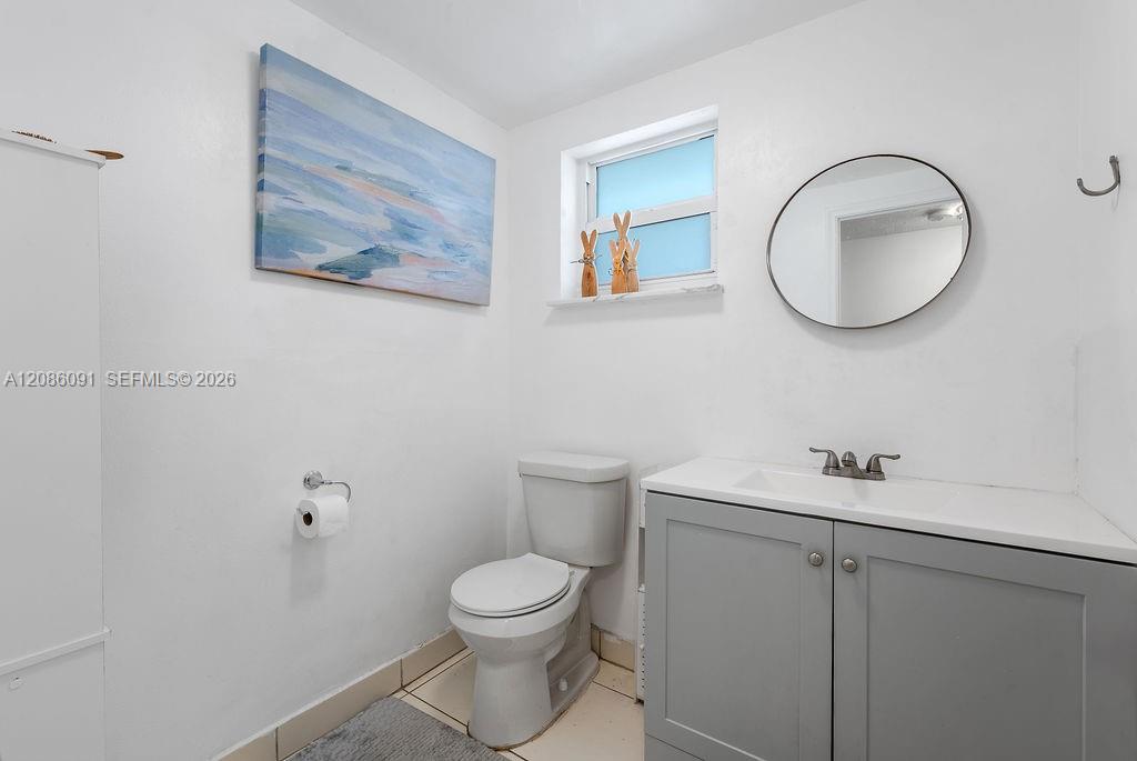 319 NE 14th Ave # 106