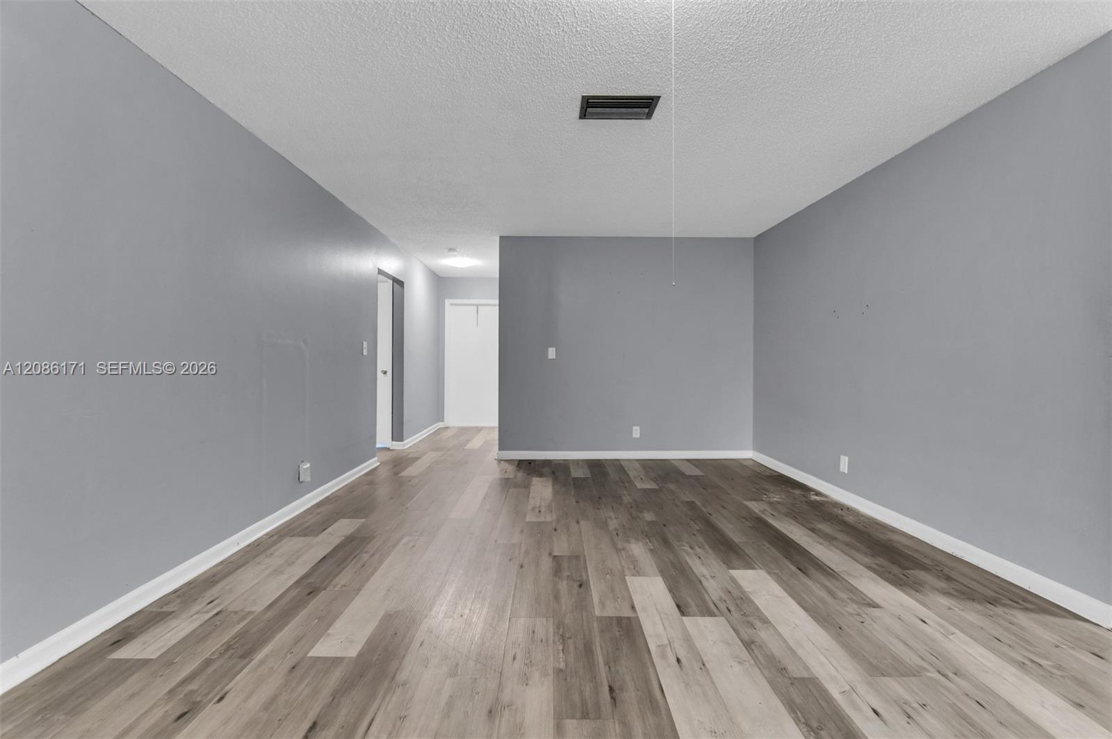 608 SW 76th Ter