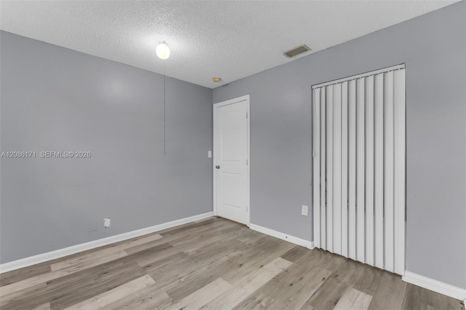 608 SW 76th Ter