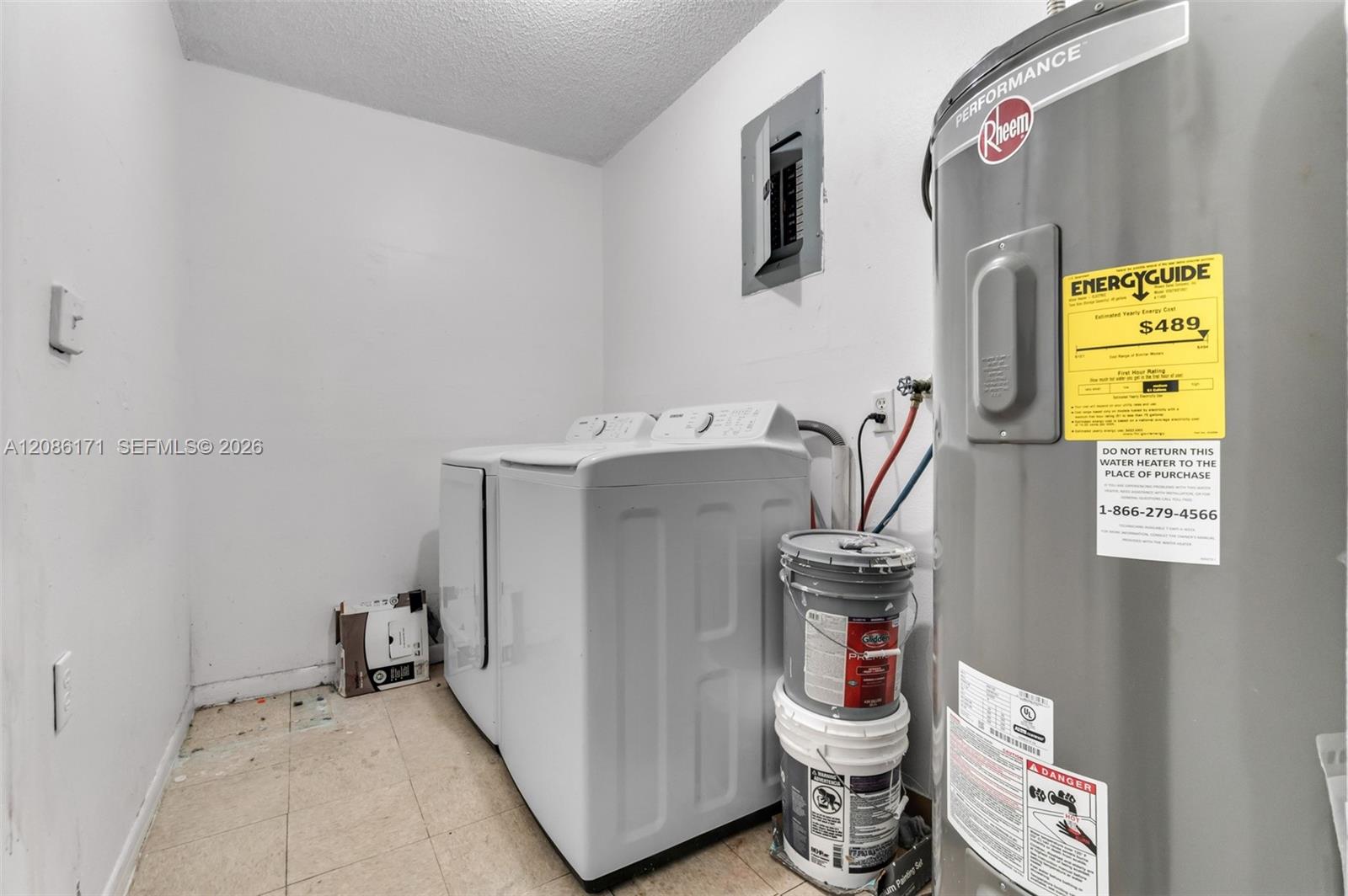 608 SW 76th Ter