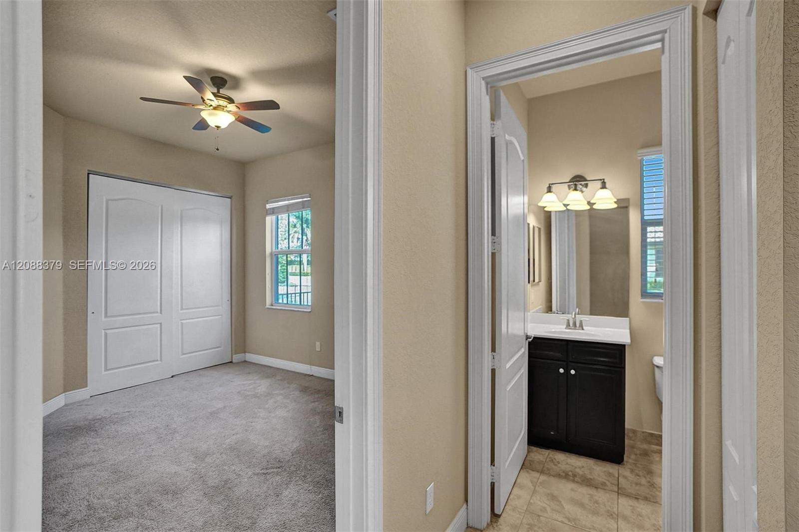 10398 Waterside Ct