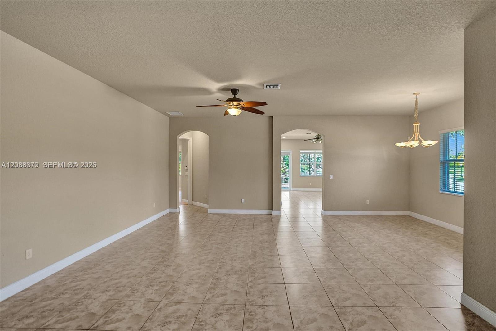 10398 Waterside Ct