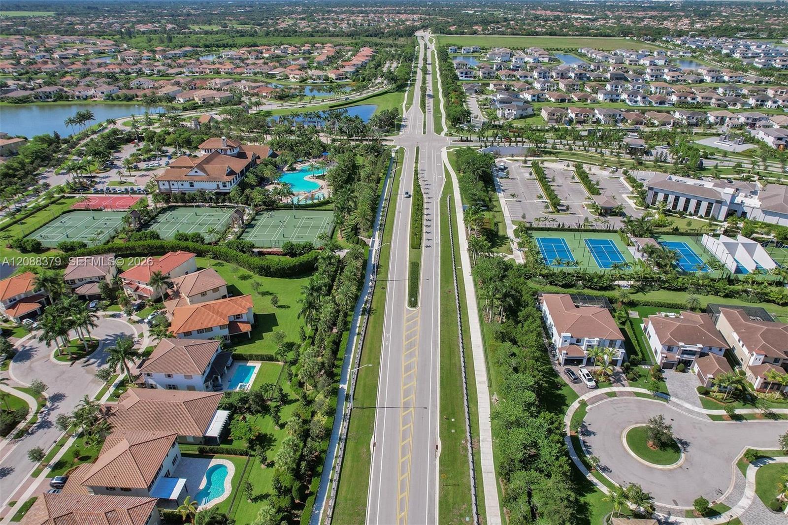 10398 Waterside Ct