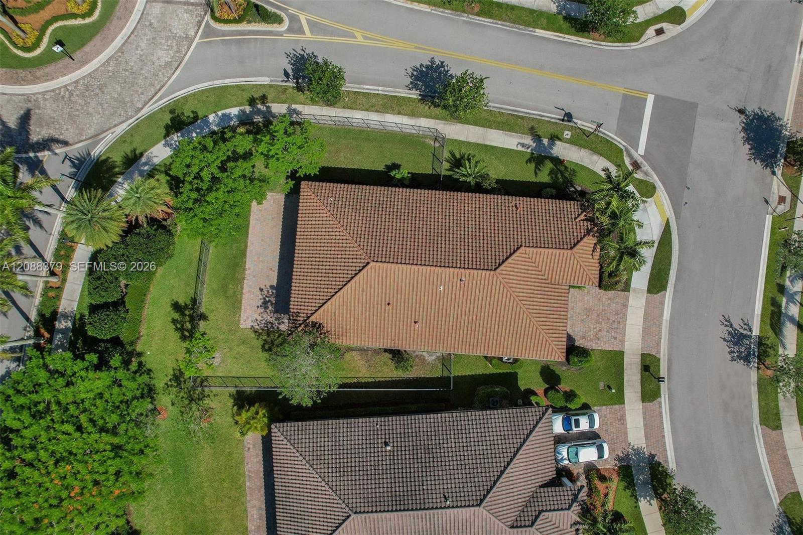 10398 Waterside Ct