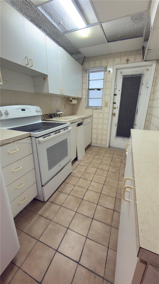 1340 Lincoln Rd # 604
