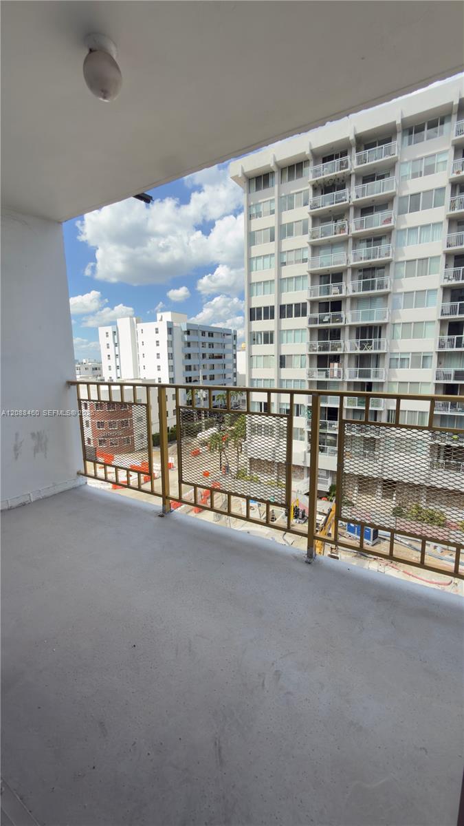 1340 Lincoln Rd # 604