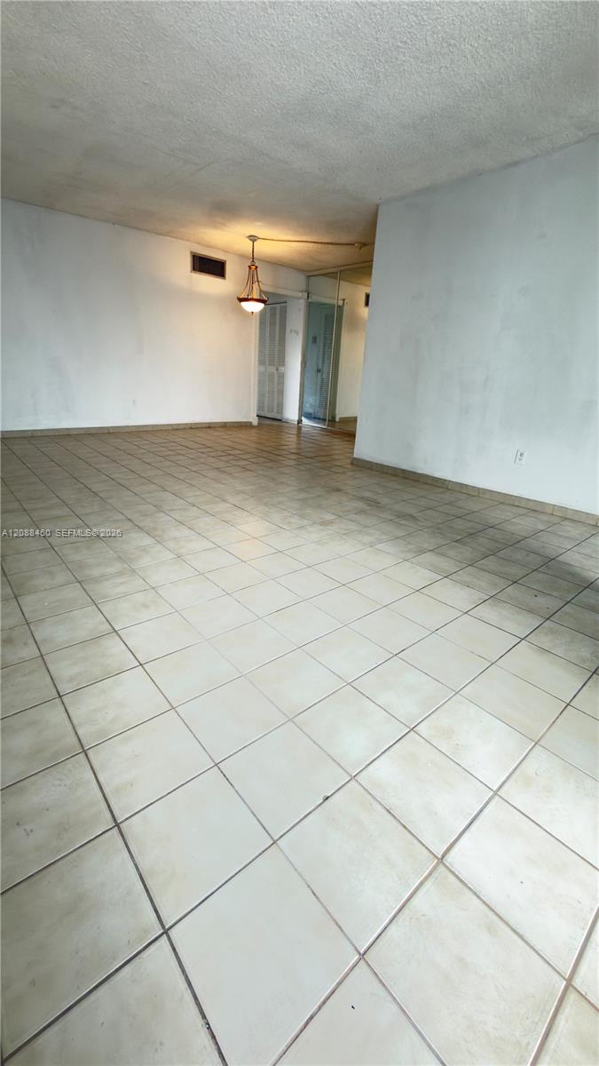 1340 Lincoln Rd # 604