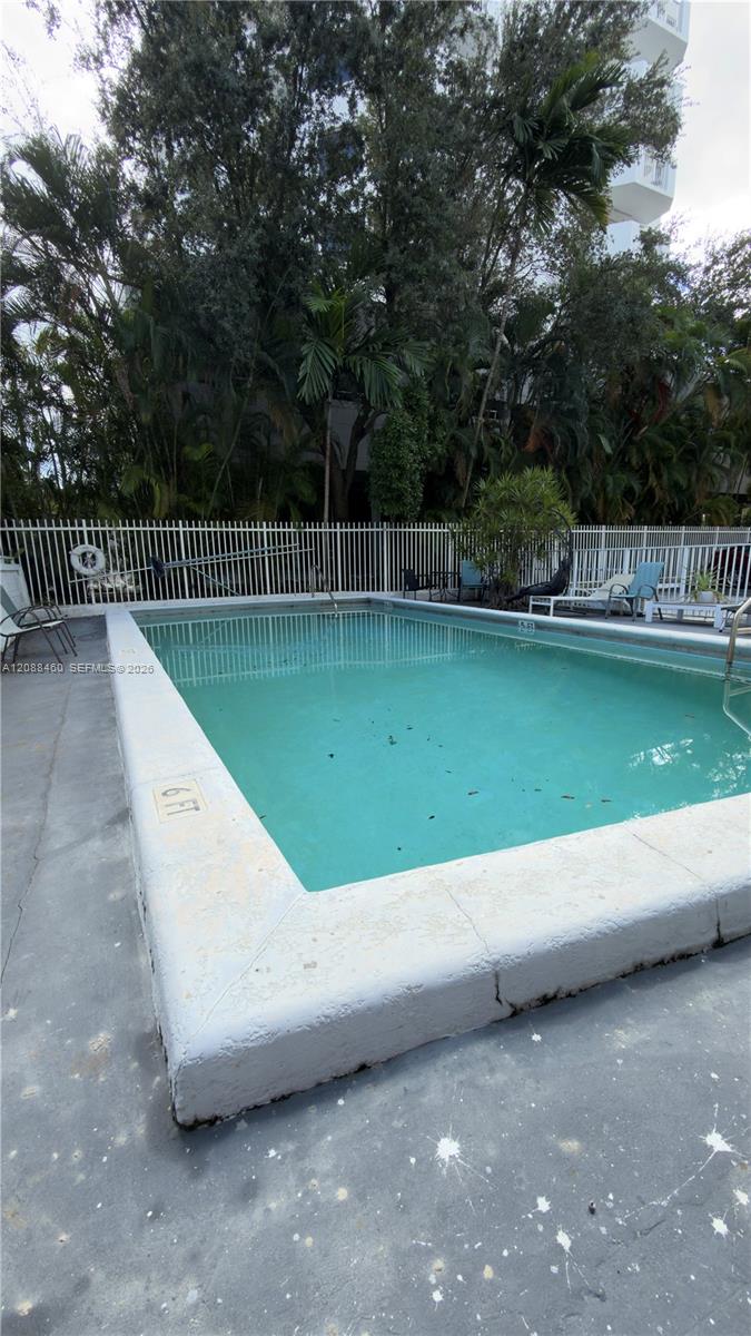 1340 Lincoln Rd # 604