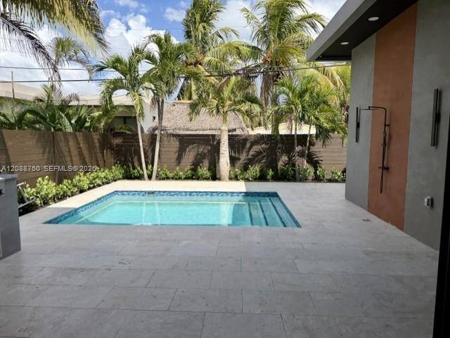 1724 NE 16th Ave