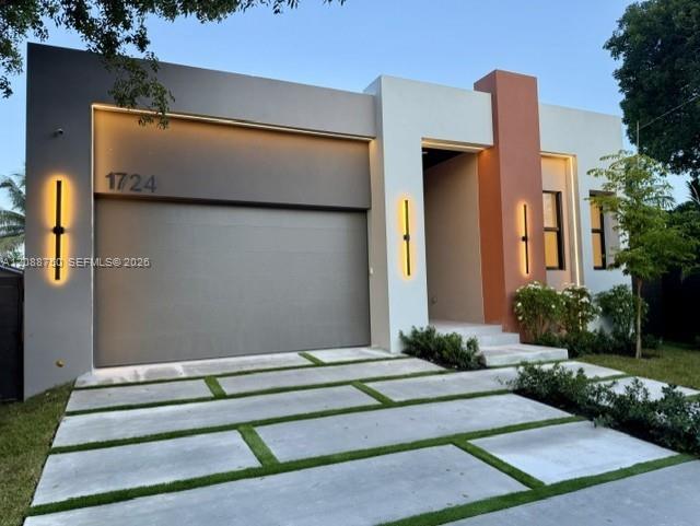 1724 NE 16th Ave
