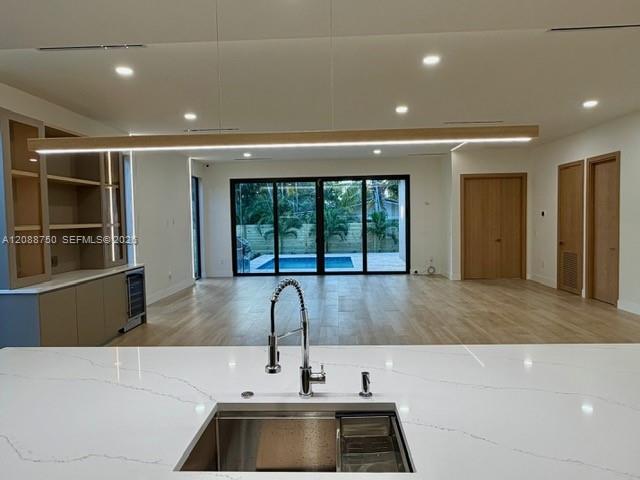 1724 NE 16th Ave