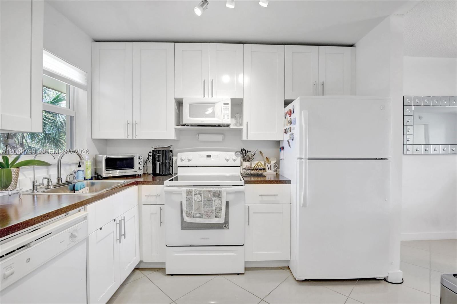 8400 Sunrise Lakes Blvd Unit: 312