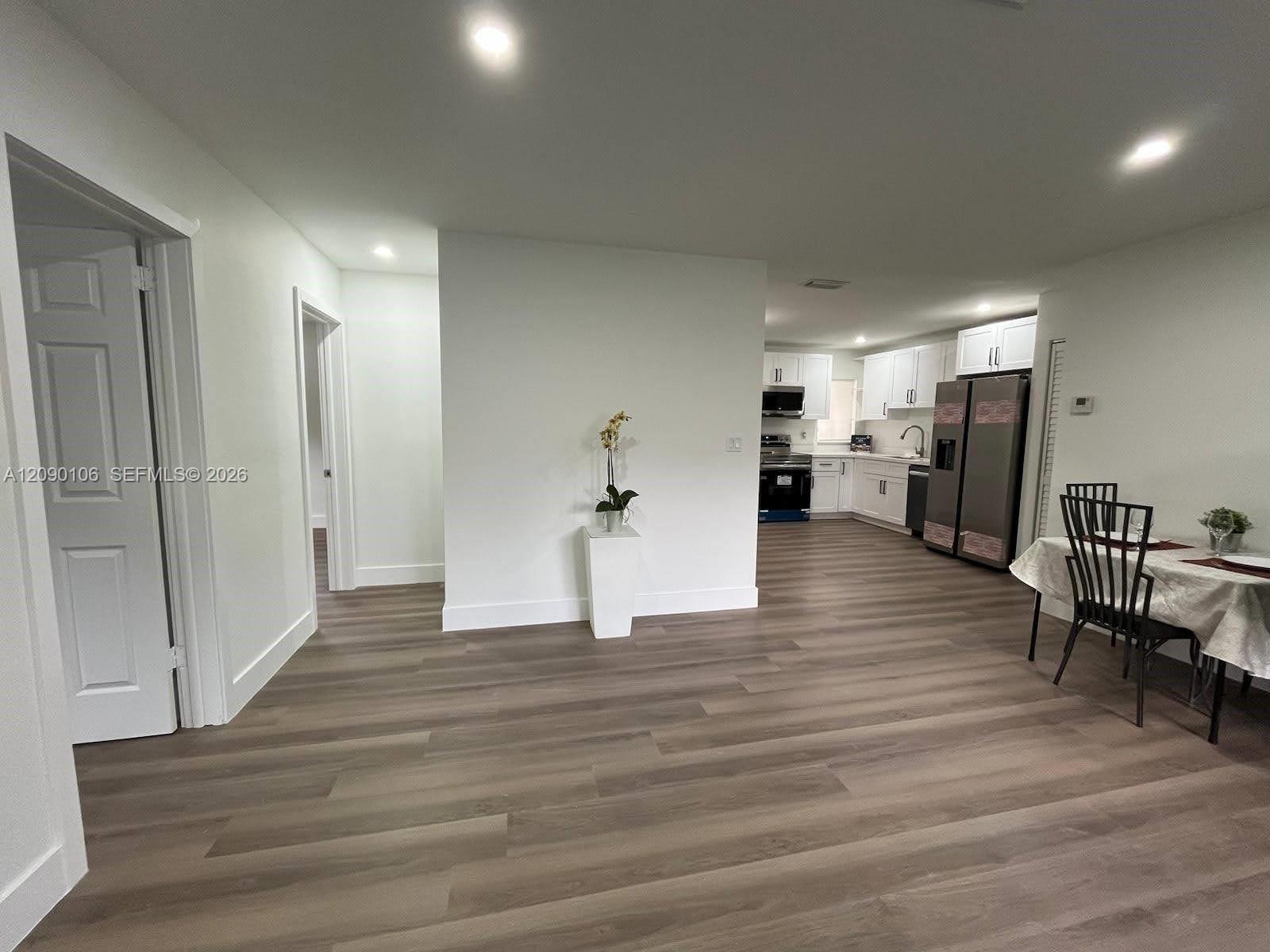 5020 SW 26th Ave # 2 Unit: 1-2