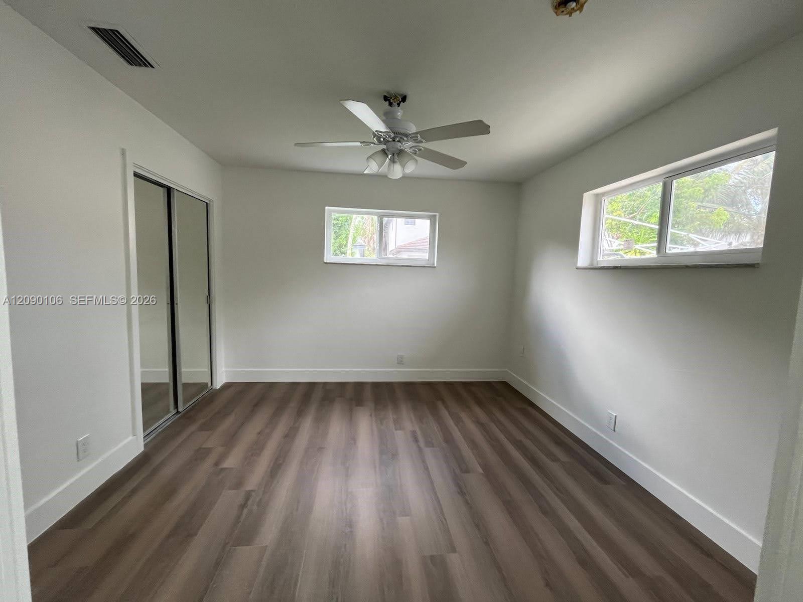 5020 SW 26th Ave # 2 Unit: 1-2