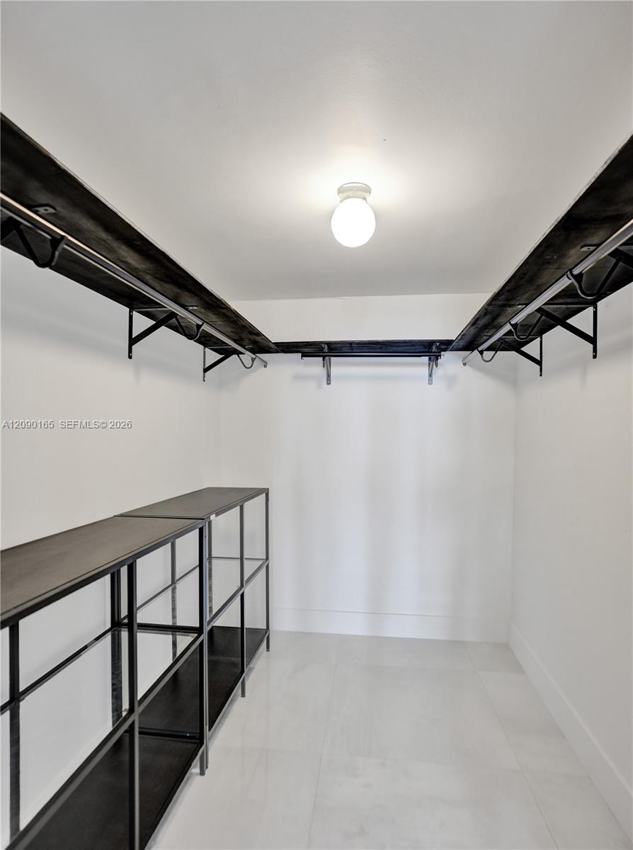 500 Three Islands Blvd # 408