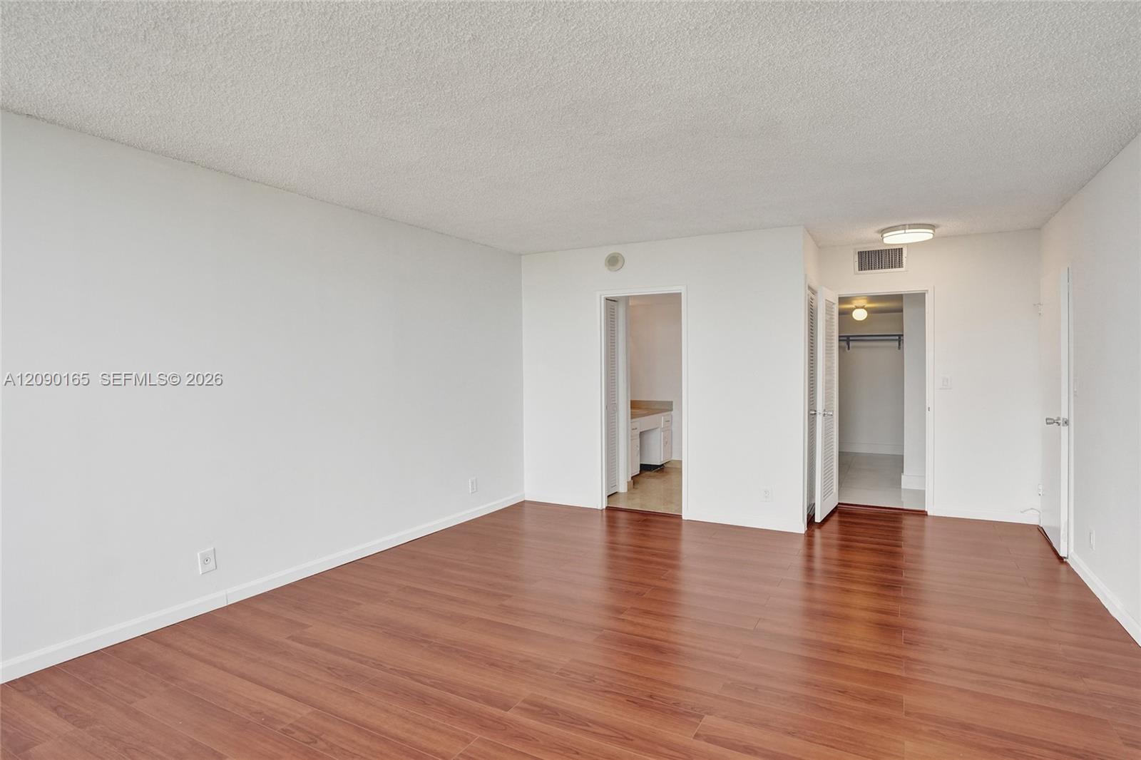 500 Three Islands Blvd # 408