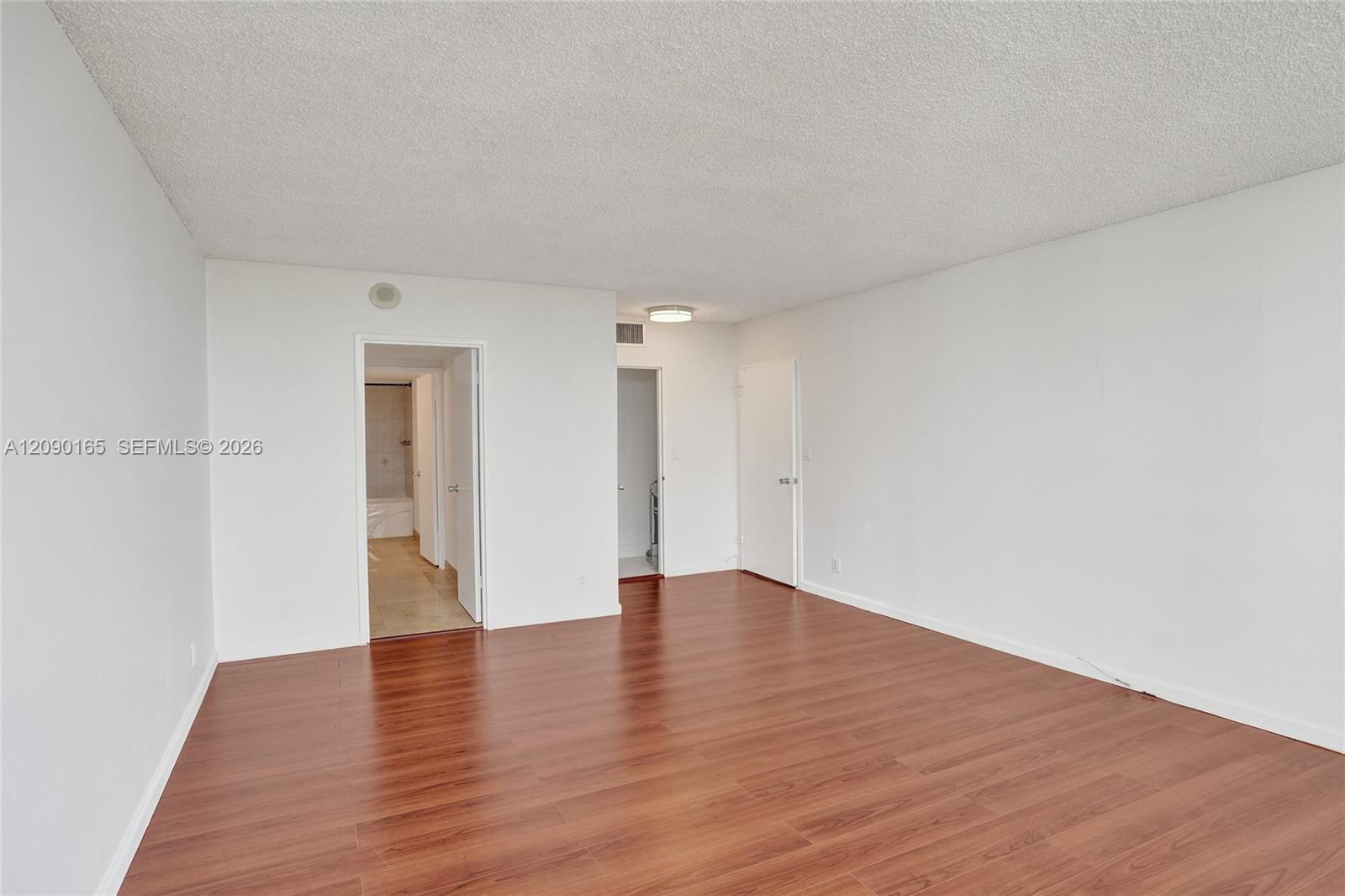 500 Three Islands Blvd # 408