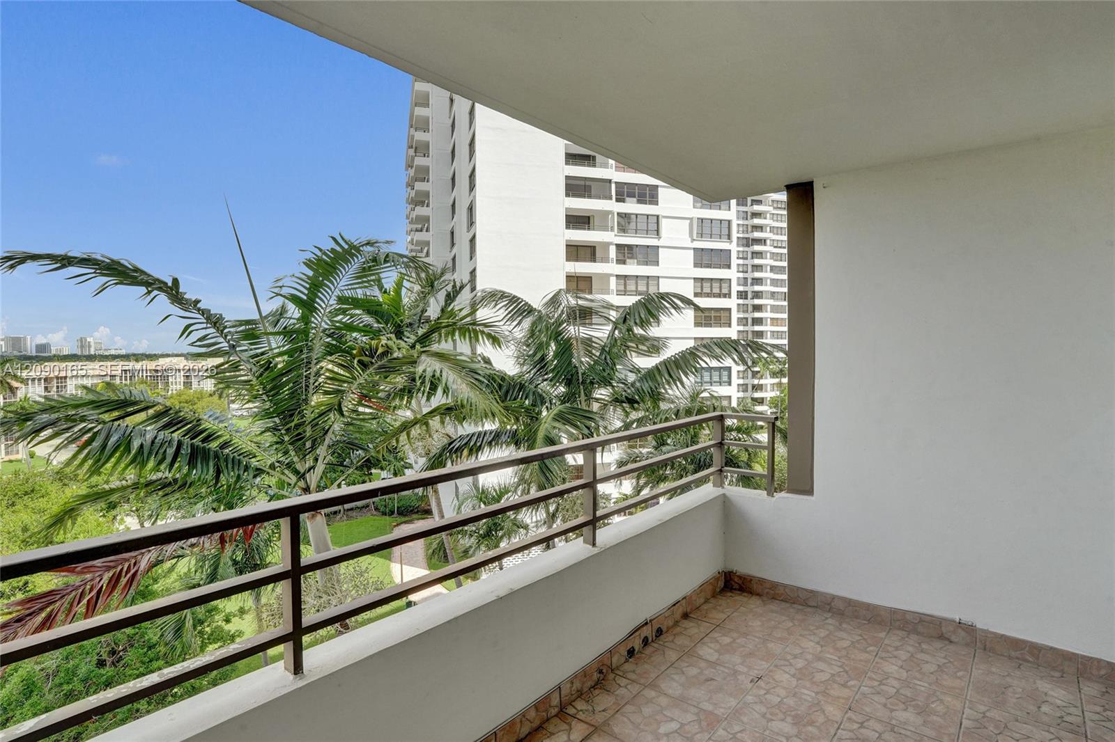 500 Three Islands Blvd # 408