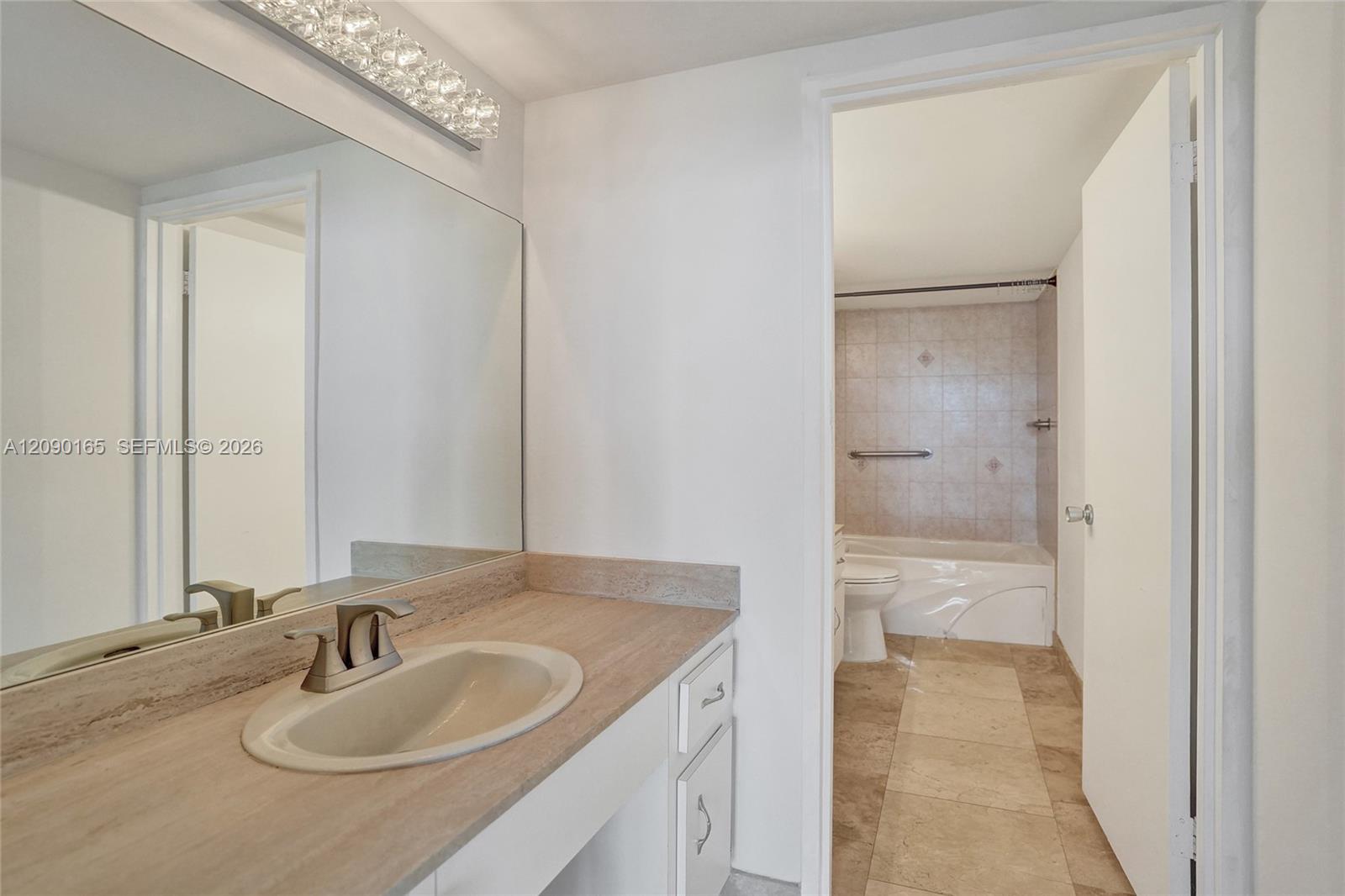 500 Three Islands Blvd # 408