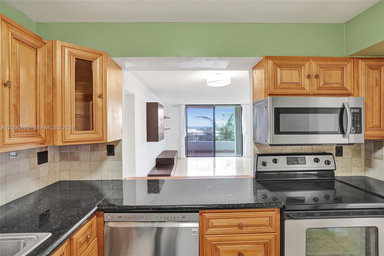 500 Three Islands Blvd # 408