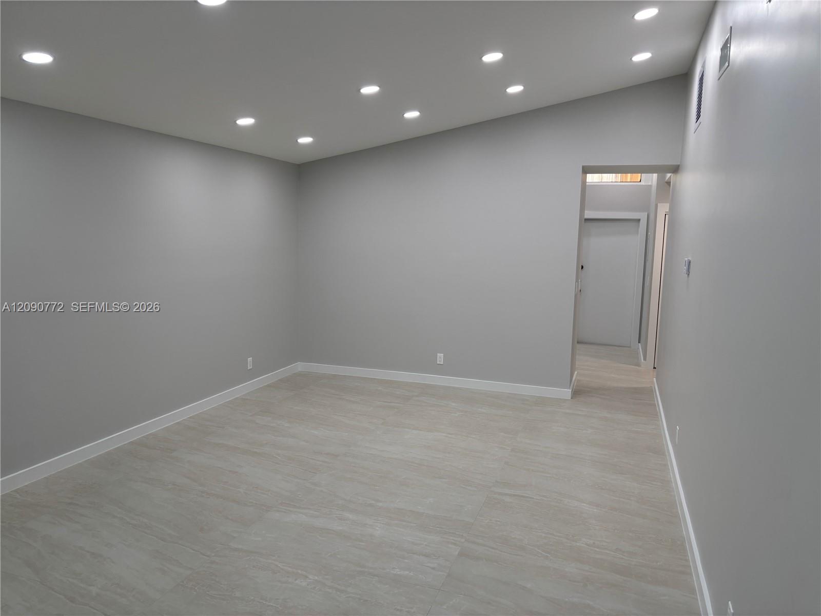 505 Briarwood Cir # 59 Unit: 2-59