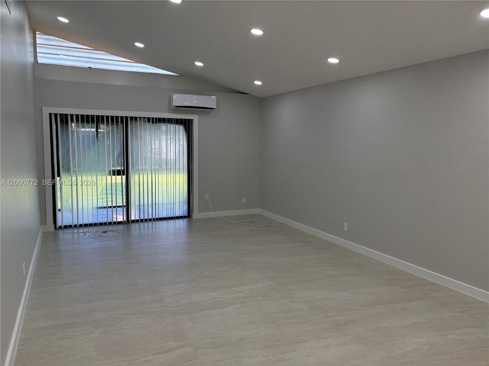 505 Briarwood Cir # 59 Unit: 2-59