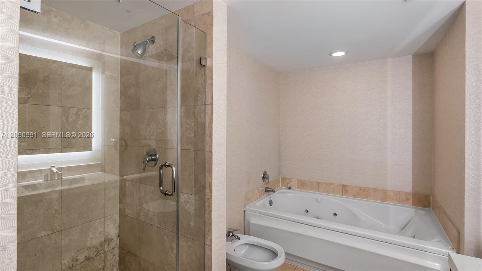17375 Collins Ave # 2305