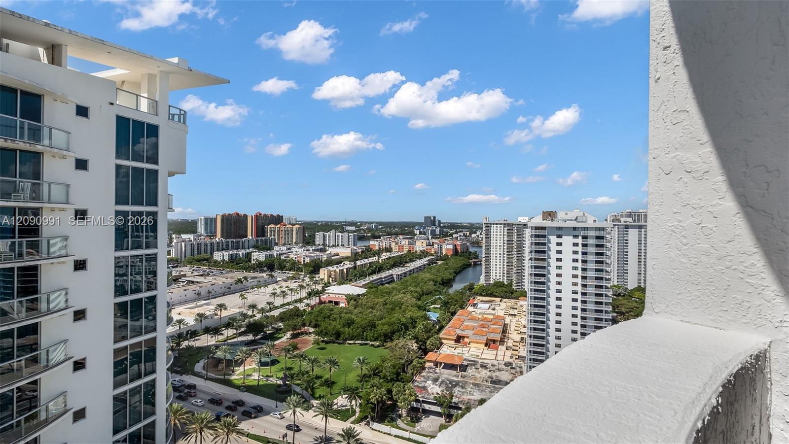 17375 Collins Ave # 2305