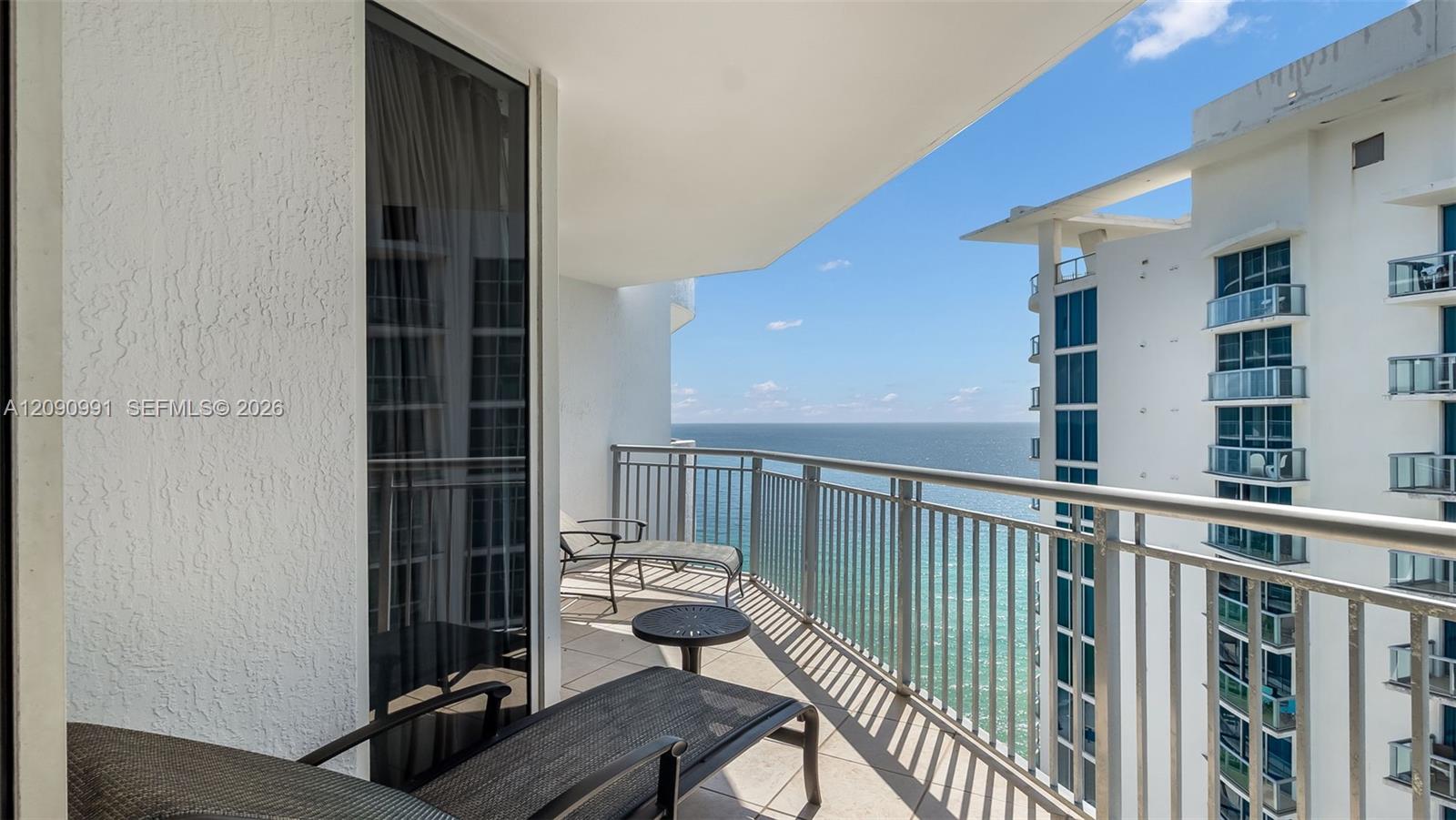 17375 Collins Ave # 2305