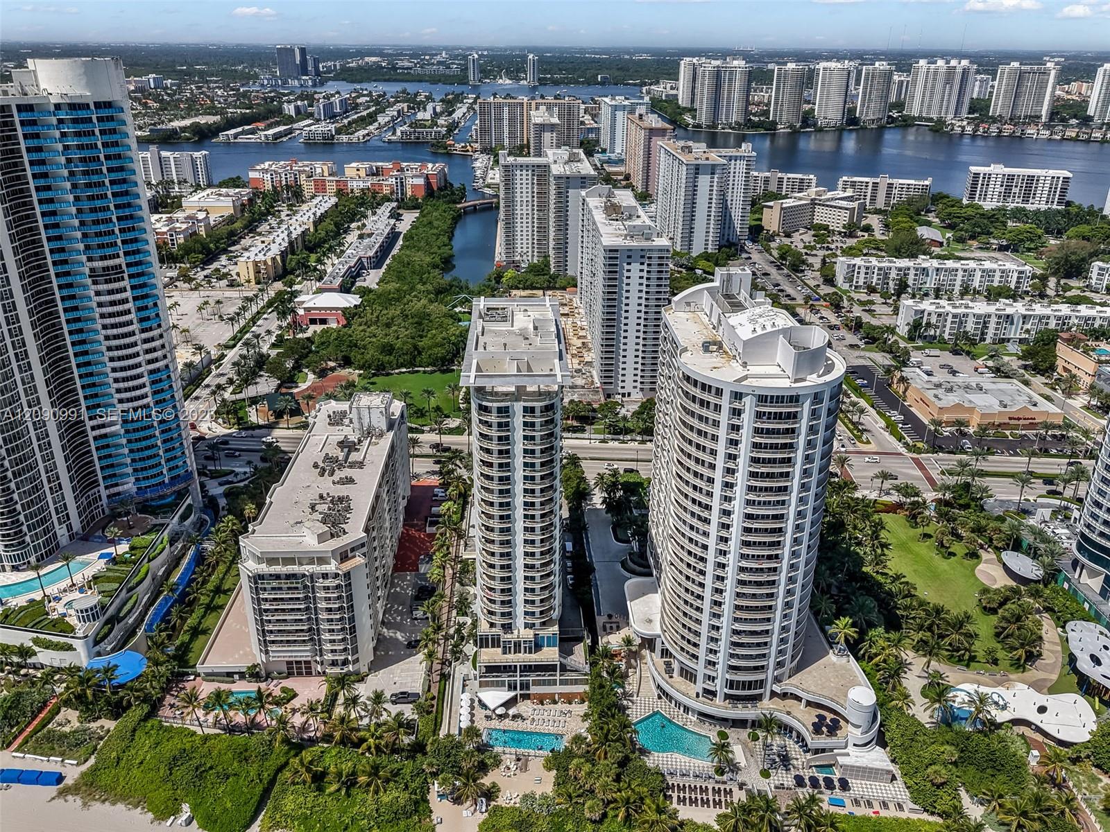 17375 Collins Ave # 2305