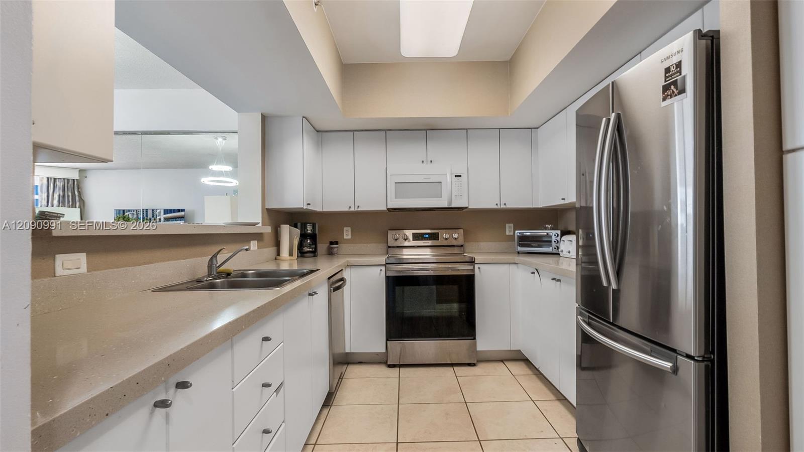17375 Collins Ave # 2305