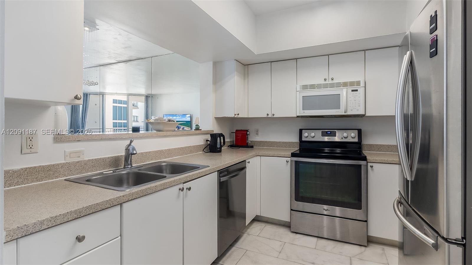 17375 Collins Ave # 1404