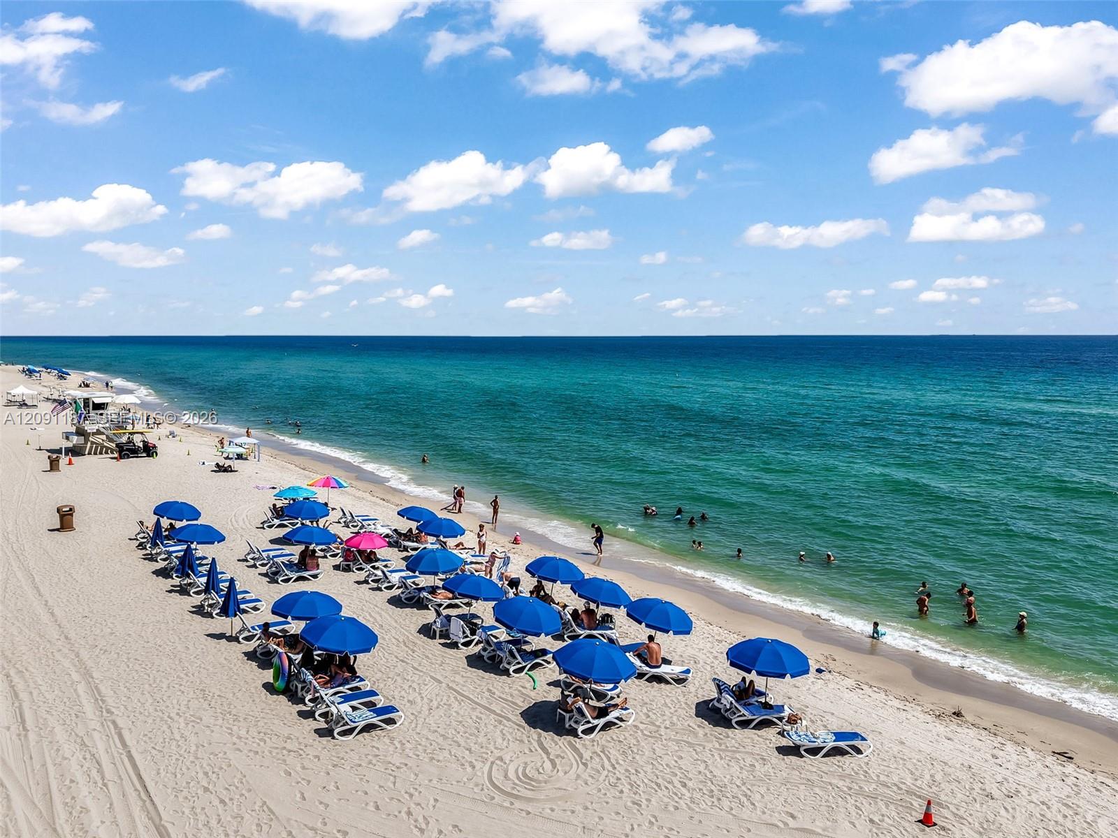 17375 Collins Ave # 1404