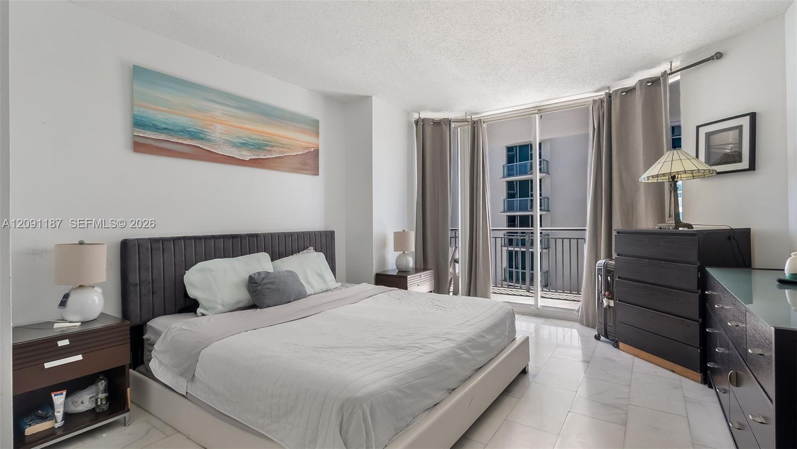 17375 Collins Ave # 1404