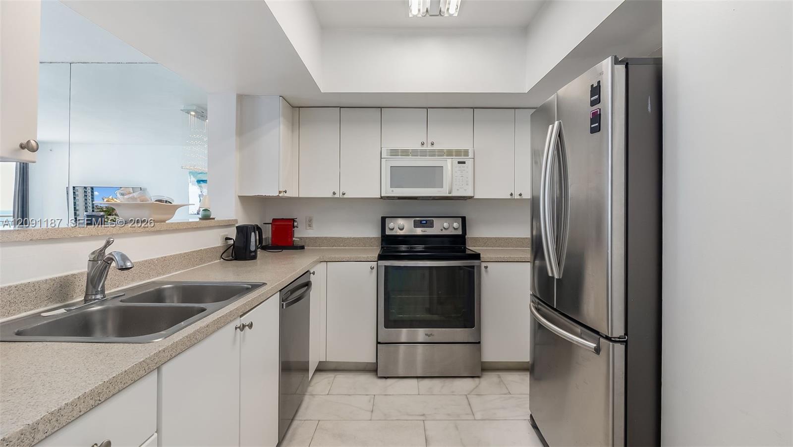 17375 Collins Ave # 1404