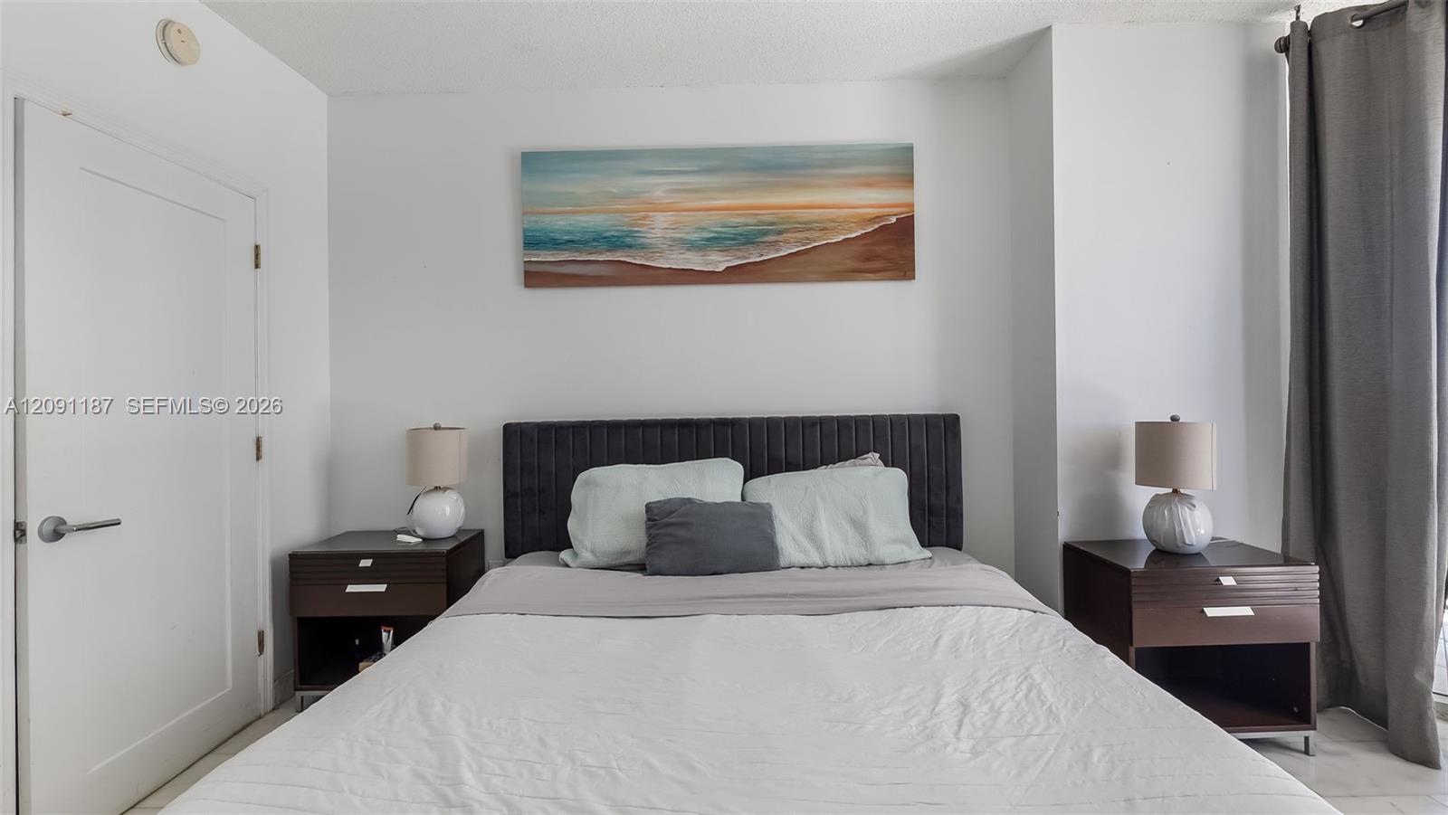 17375 Collins Ave # 1404