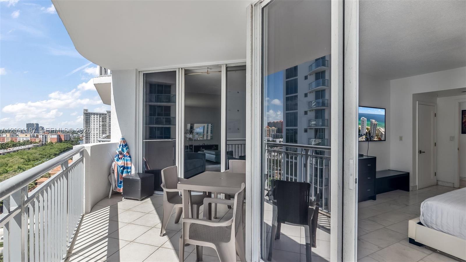 17375 Collins Ave # 1404
